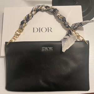 Dior Parfums Pouch with handle & twilly. Comes with the box